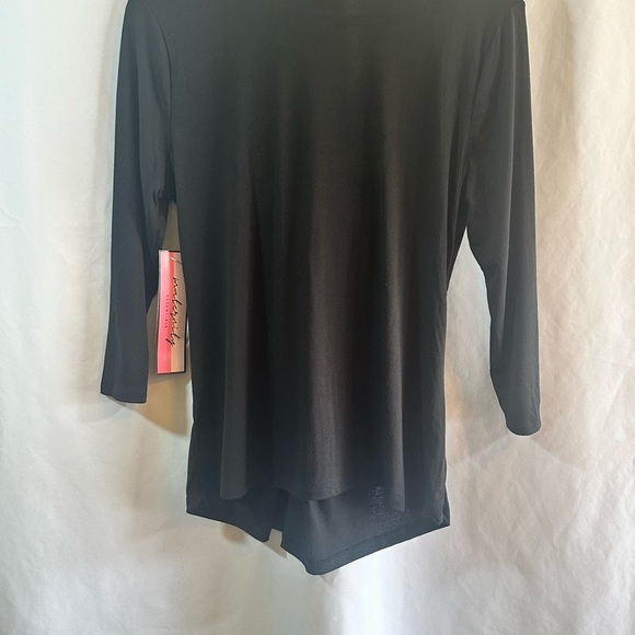 NWT Indigo Rose Maternity Black V-Neck Women's Top - Picture 6 of 8
